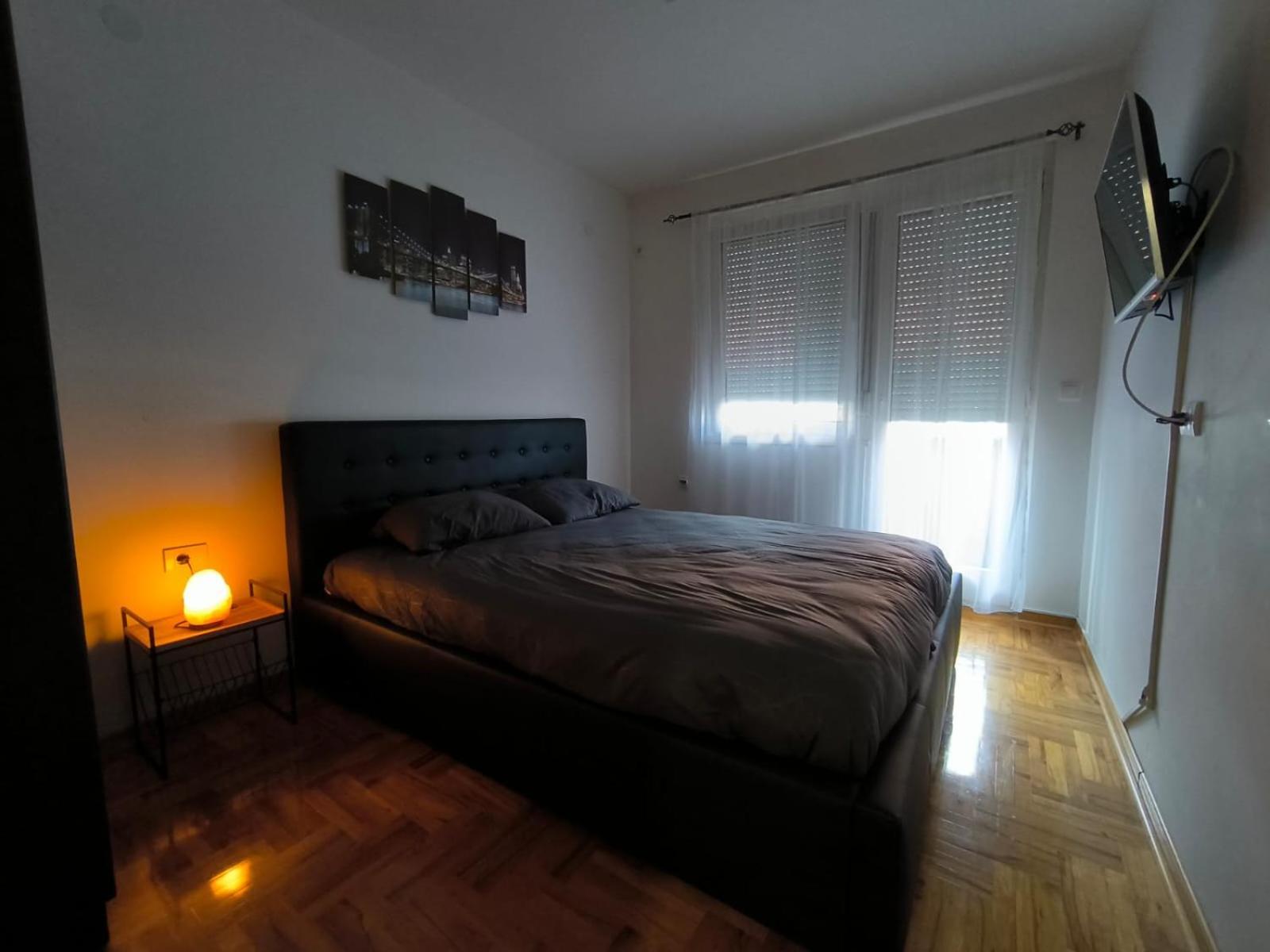 Apartman Zivic Nis Exterior foto