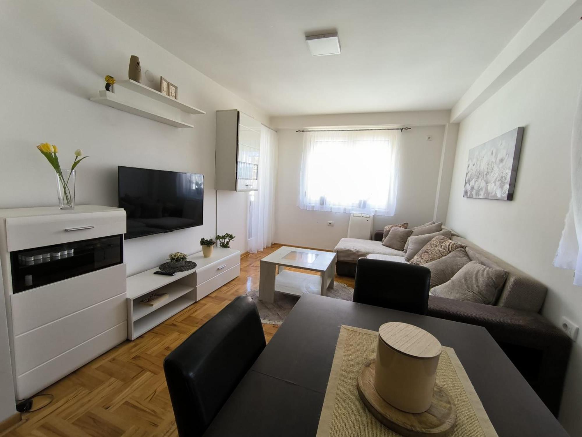 Apartman Zivic Nis Exterior foto